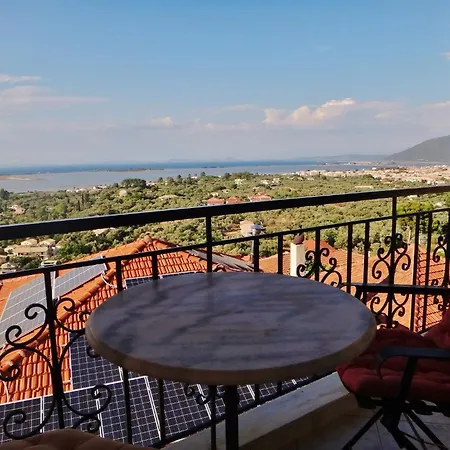 Lefkothea Apartment